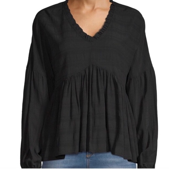 Tops - Time n True Ruffle edge peasant top
